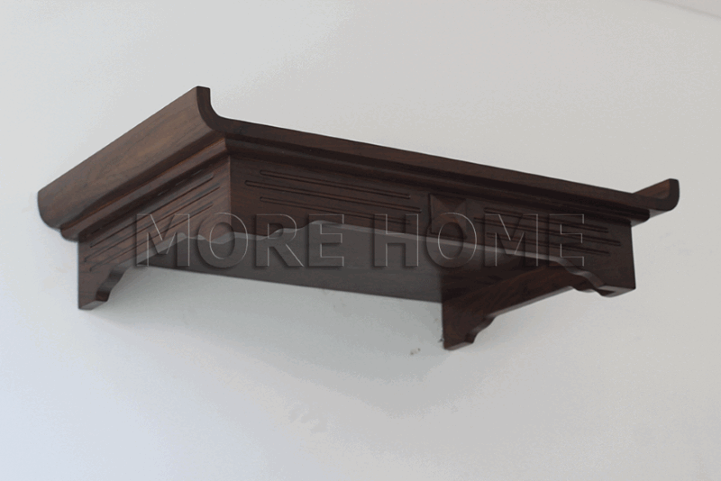 Mẫu bàn thờ treo tường gỗ óc chó được nhiều khách hàng quan với thiết kế đơn giản , chuẩn kích thước phong thủy đáp ứng nhu cầu tâm linh.
